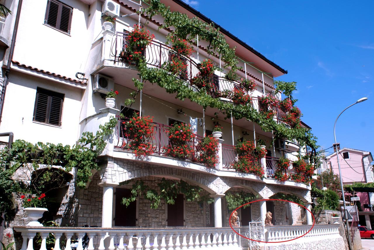 Apartments And Rooms Deskovic Мощеничка-Драга Экстерьер фото